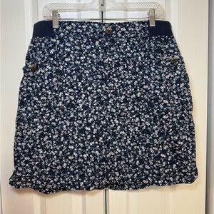 PENNINGTONS - Casual Tropical Feminine Summer Beach Floral Navy Skirt & Shorts